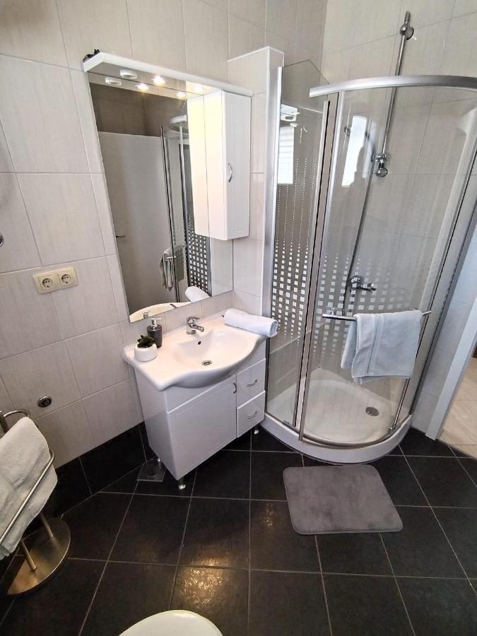 Apartments By The Sea Duce, Omis - 2731 杜基拉特 外观 照片